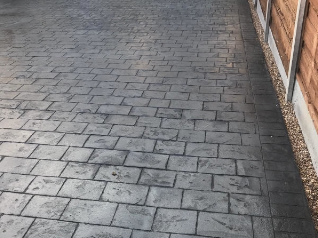 New London Cobble Pattern Imprinted Concrete Driveway in Wythenshawe