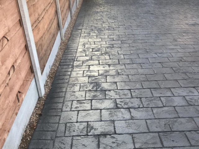 New London Cobble Pattern Imprinted Concrete Driveway in Wythenshawe