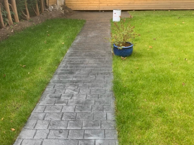 Full landscape in Heald Green, Stockport by Lasting Impressions Driveways